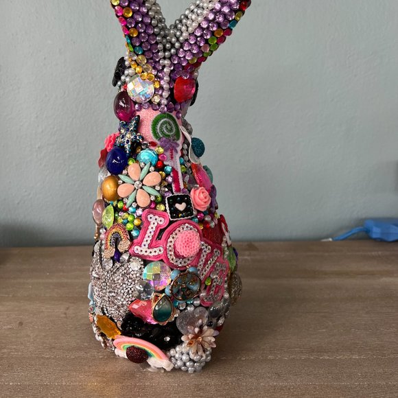 EASTER BUNNY - Picture 5 of 5